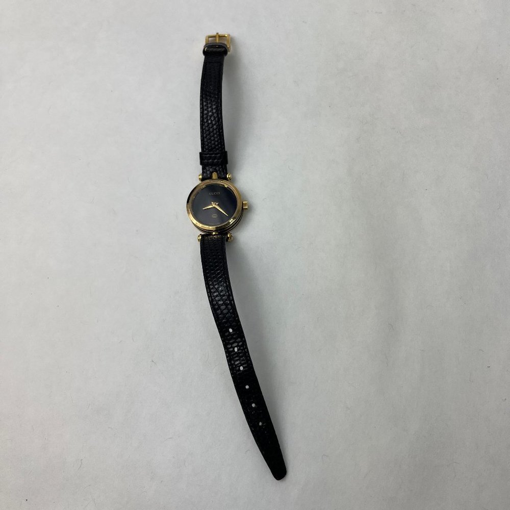 VINTAGE Gucci 2000M Gold Plated Quartz Petite Womens Watch New Battery Runs